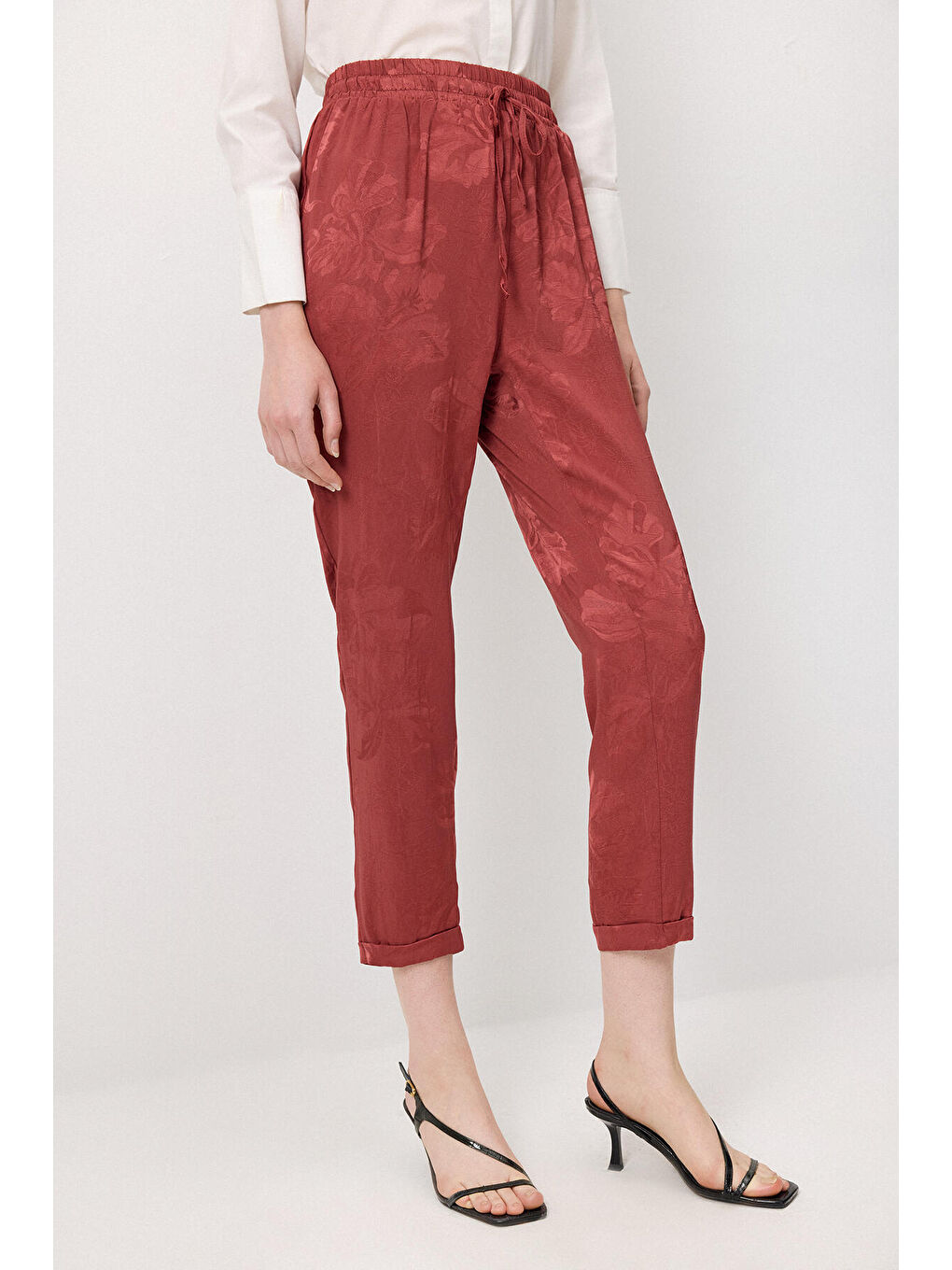 Bordo Beli Lastikli Jakarlı Pantolon-3