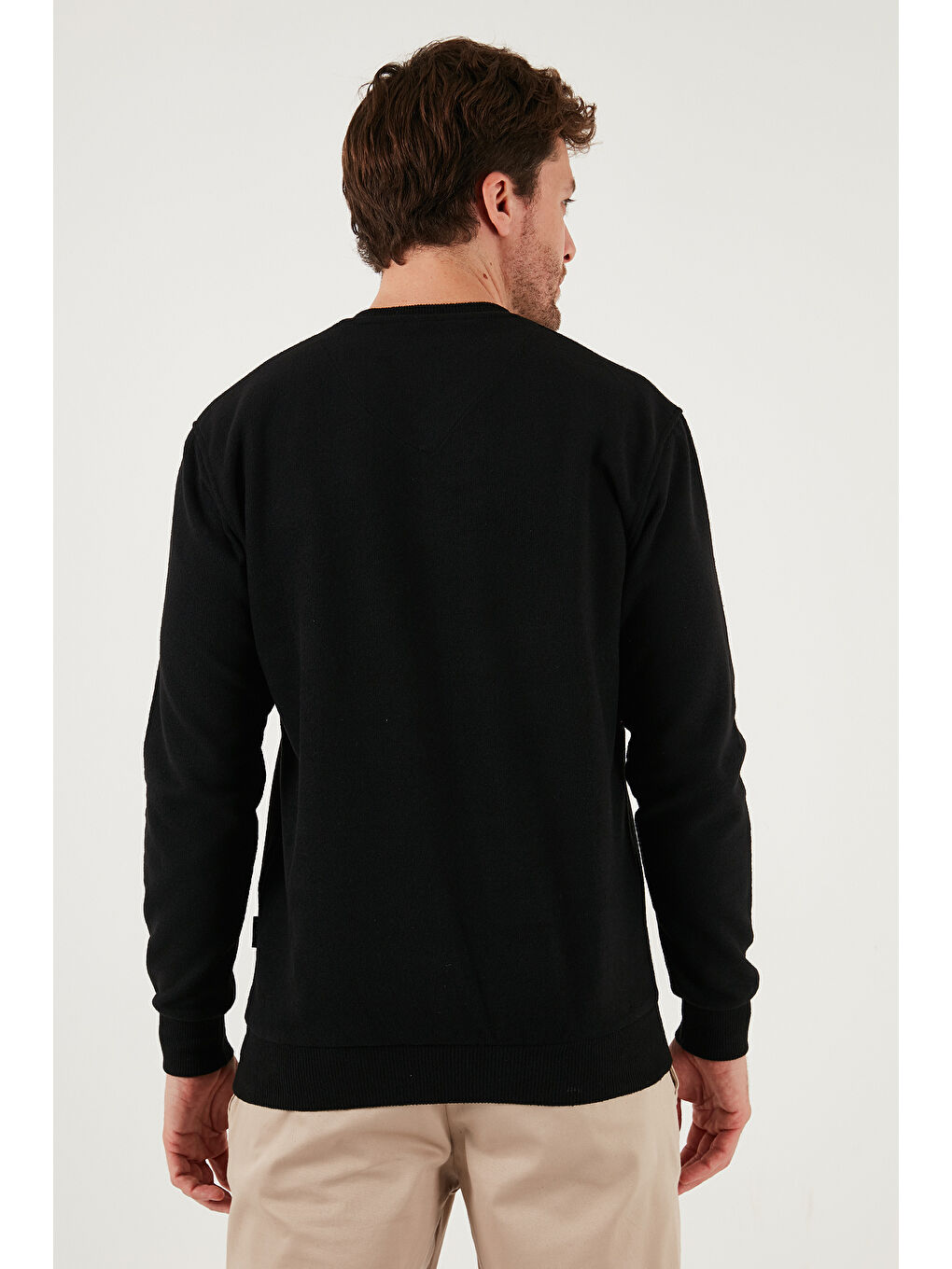 Siyah Pamuklu Regular Fit V Yaka Büyük Beden Kazak 456202-5