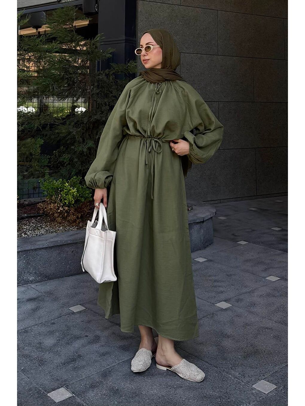 Balon Kol Bağlamalı Tesettür Elbise Haki