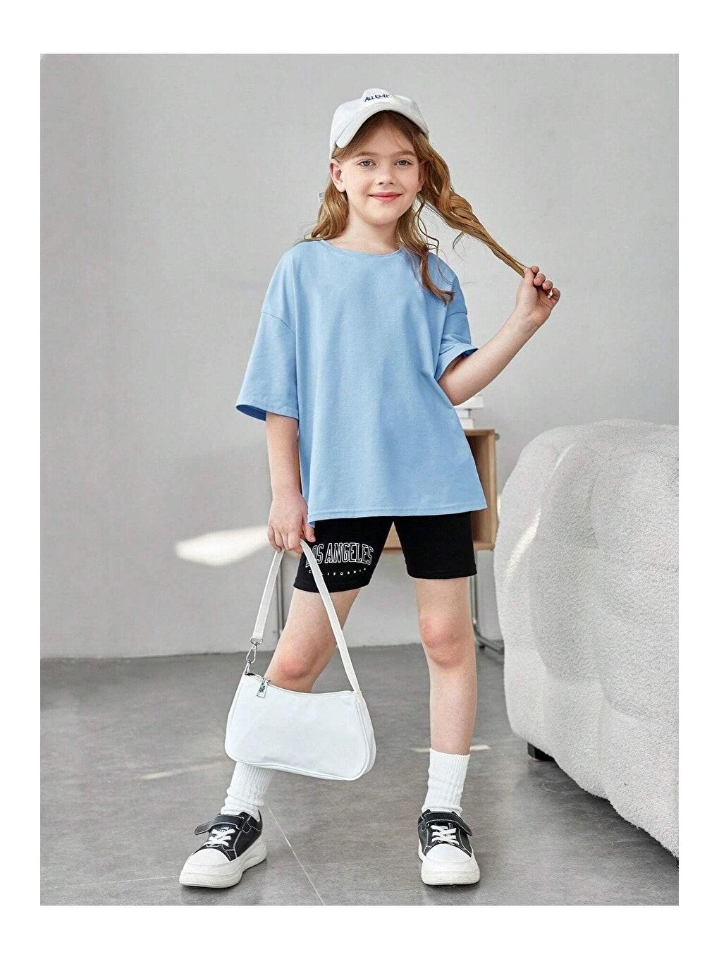 Trendseninle Bebek Mavisi Kız Çocuk Bebe Mavisi Shining Baskılı Oversize T-shirt Biker Şortlu Takım - 1