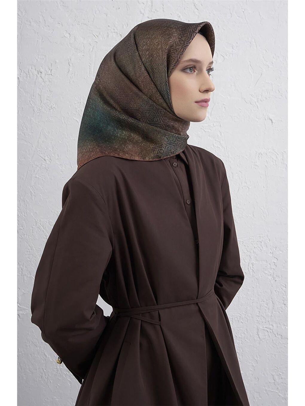 Kahverengi Klasik Desenli Saf İpek Twill Eşarp 9437D 12