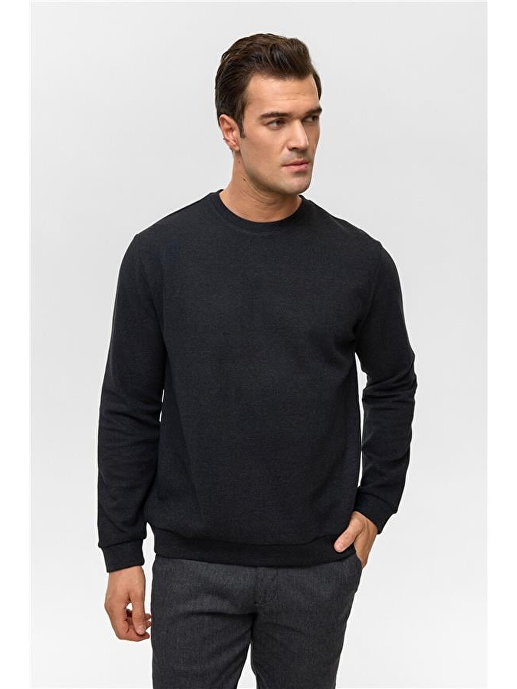 Siyah Regular Düz Bisiklet Yaka Sweatshirt-1