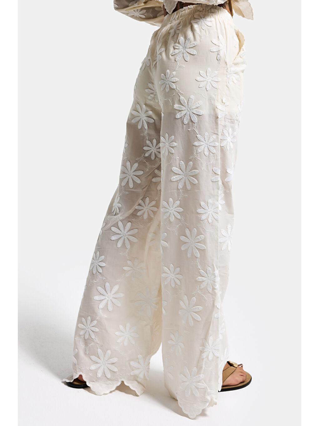 Bej Kadın Taş Renk Palazzo Fit Papatya Desenli Özel Tasarım Pantolon-2