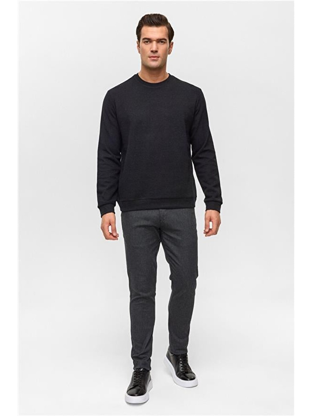 Siyah Regular Düz Bisiklet Yaka Sweatshirt-5