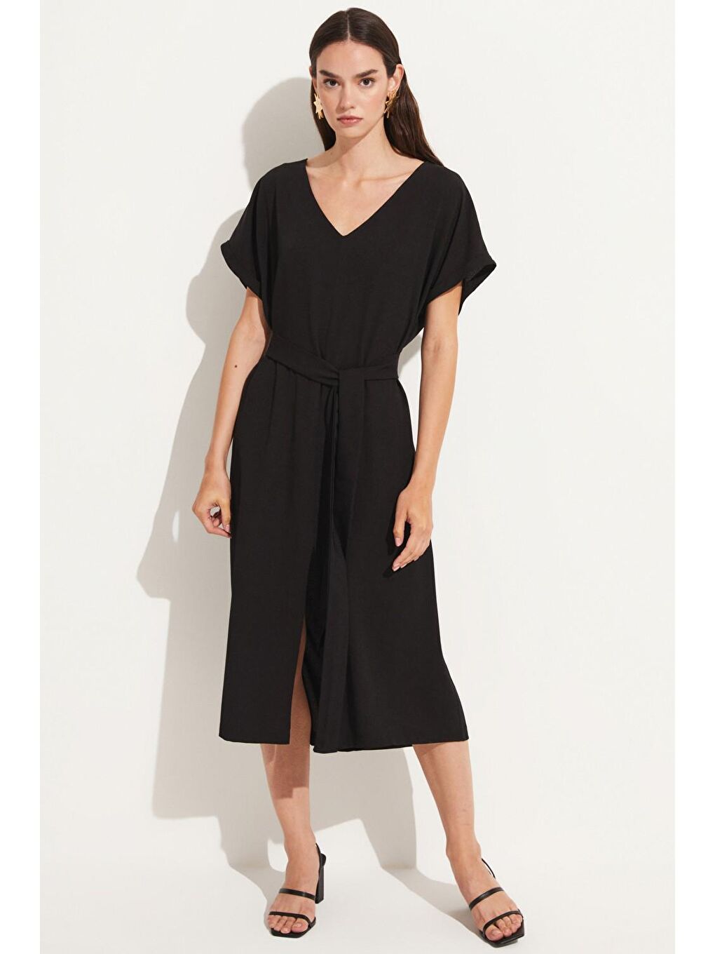 Siyah Bol Kesim Elbise