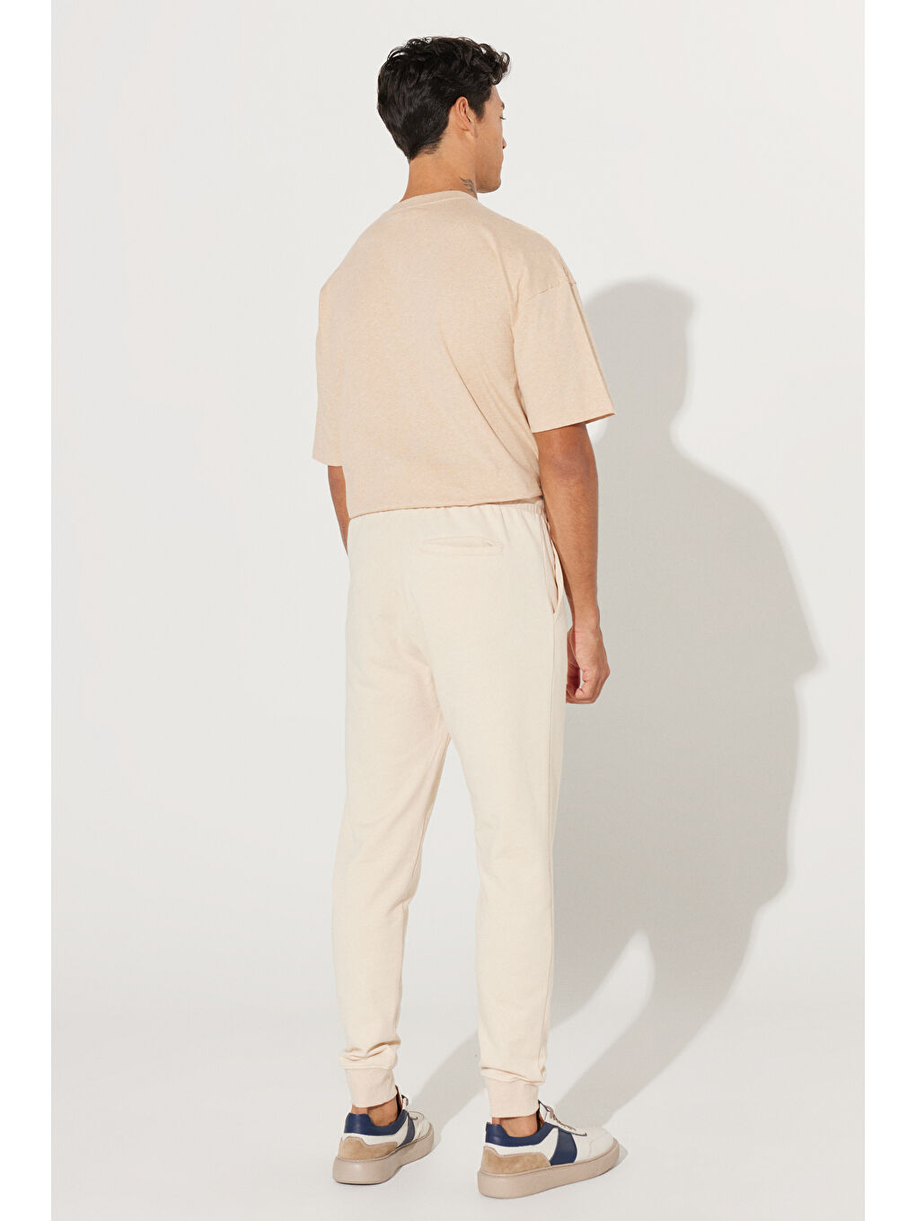 Erkek Bej Standart Fit Normal Kesim %100 Pamuk Cepli Rahat Eşofman Altı-5