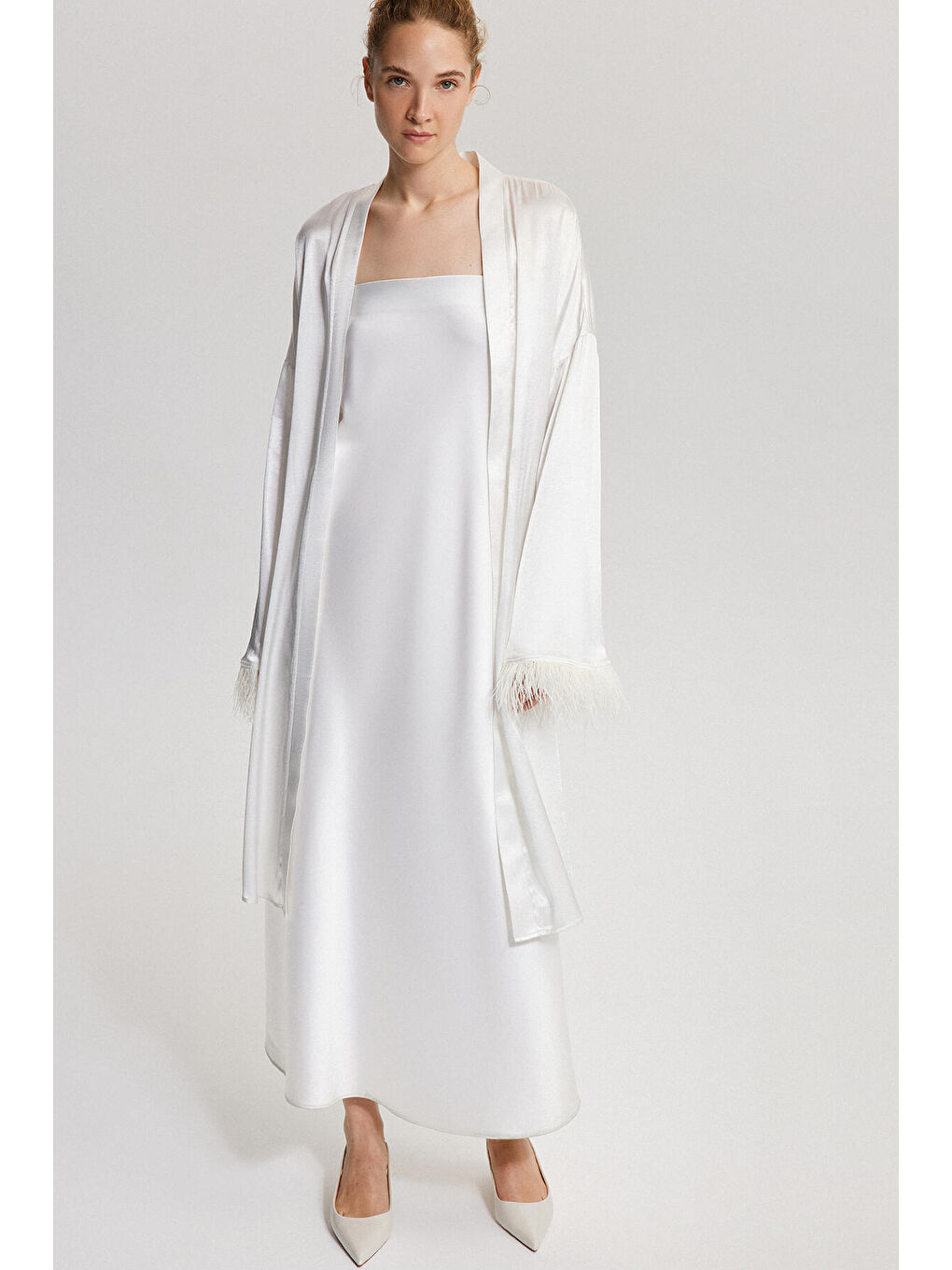 Beyaz Otriş Detaylı Saten Brıde Kimono-1