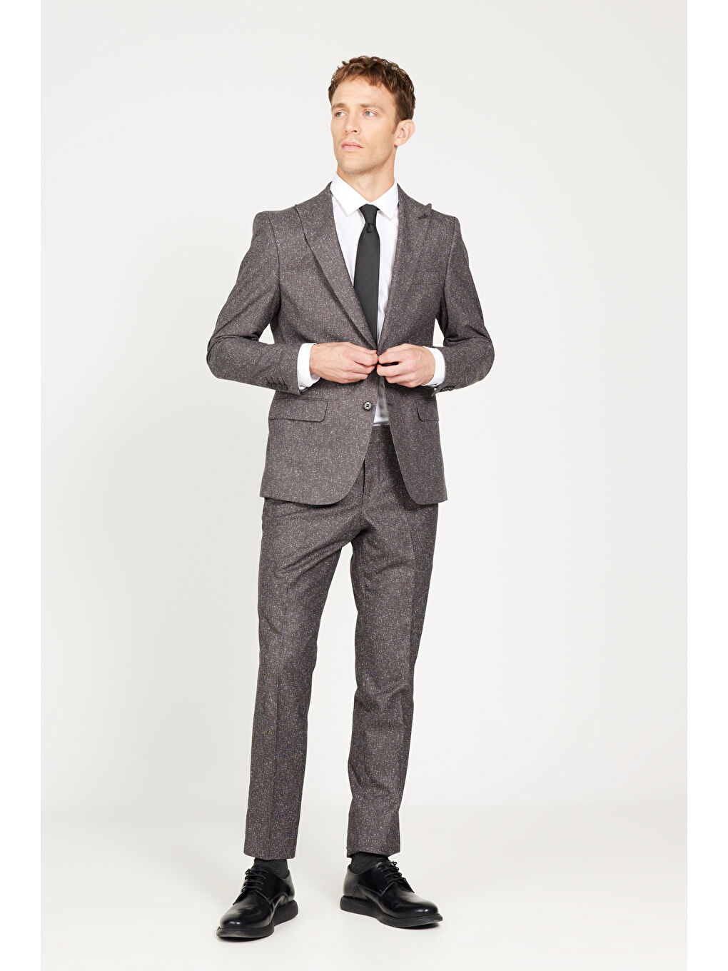 Erkek Kahverengi Ekstra Slim Fit Dar Kesim Kırlangıç Yaka Tweet Desenli Takım Elbise