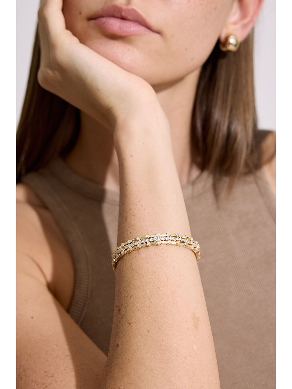 Beyaz Üç Sıra Tamtur Zirkon Kelepçe Standart