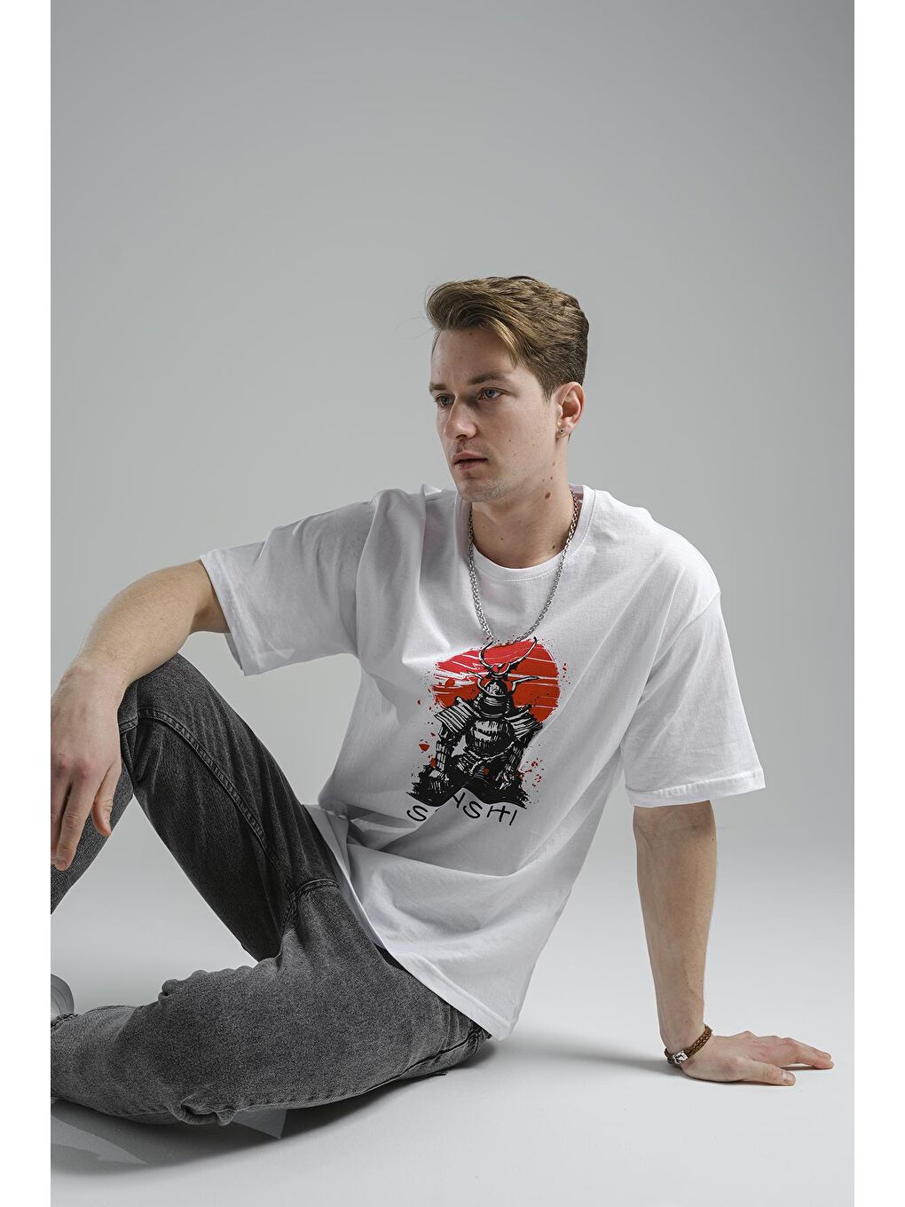 Beyaz Senshi Önü ve Arkası Baskılı Erkek  Tshirt-3