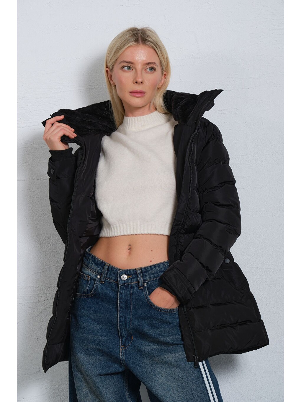Siyah Çıkabilir suni kürklü kapüşon, su iticili kumaş, Kadın Anorak Mikro Mont Kaban @Jasmin-7
