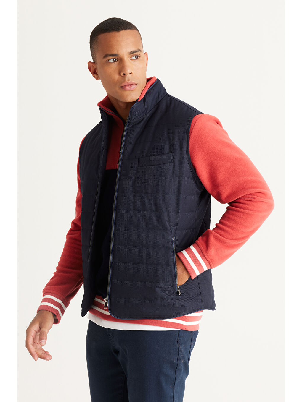 Erkek Lacivert Standart Fit Normal Kesim Dik Yaka Pamuklu Diagonal Desenli Yelek-2