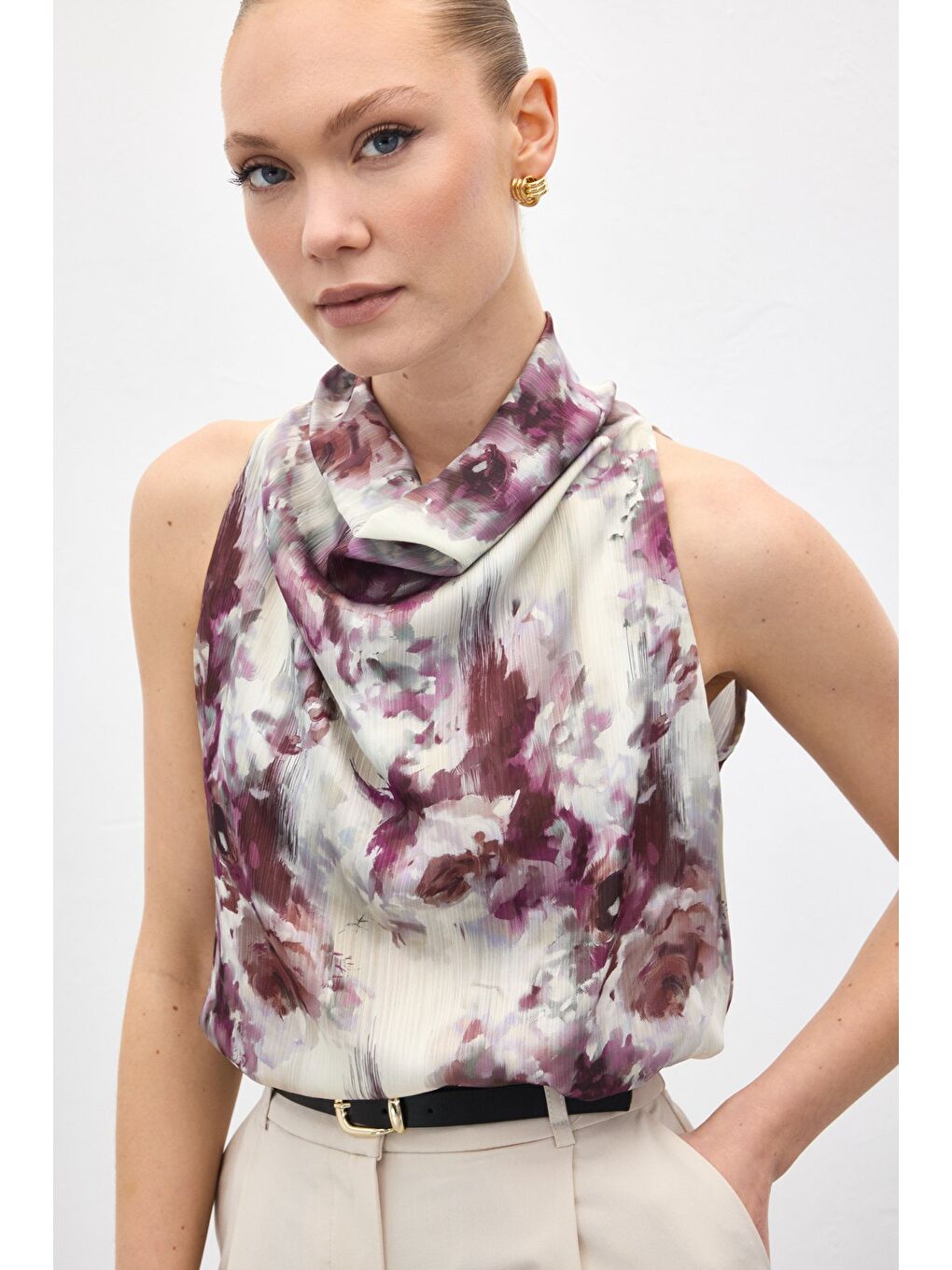 Drapeli Halter Yaka Desenli Bluz - Mürdüm-1