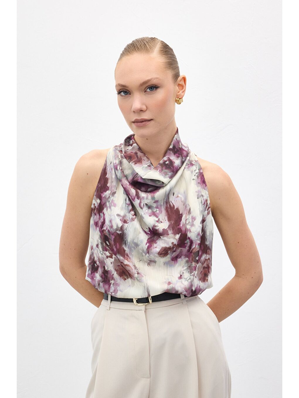 Drapeli Halter Yaka Desenli Bluz - Mürdüm-4