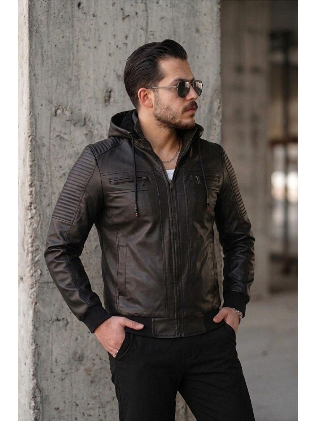 Kegg Erkek Siyah Slim Fit Kapüşonlu Omuz Detaylı Suni Deri Ceket-2