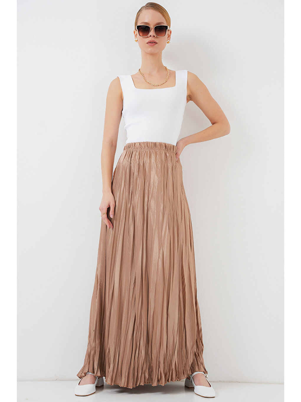 Bej Kadın Uzun Kırışık Parlak Etek 8034 - Bisküvi-2