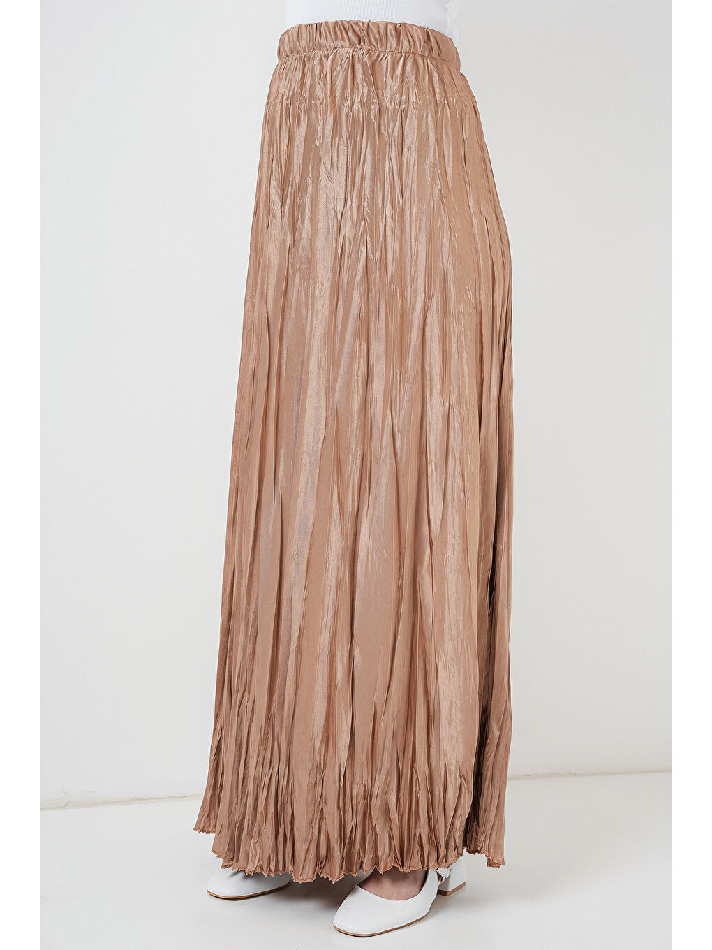 Bej Kadın Uzun Kırışık Parlak Etek 8034 - Bisküvi-3