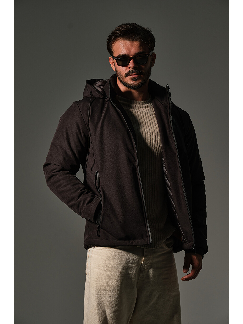 Siyah Kapitone elyaflı Softshell, çıkarılabilir Kapüşonlu kışlık erkek Outdoor Mont @Berge