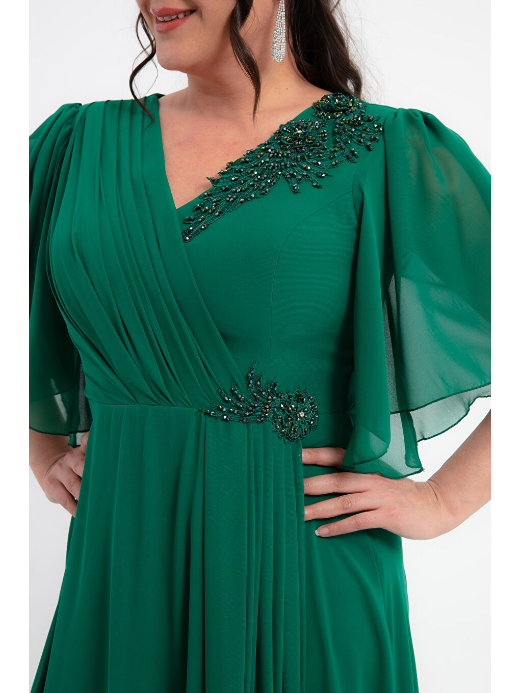 Kadın Zümrüt Yeşili V Yaka Taşlı Büyük Beden Uzun Şifon Abiye Elbise-3