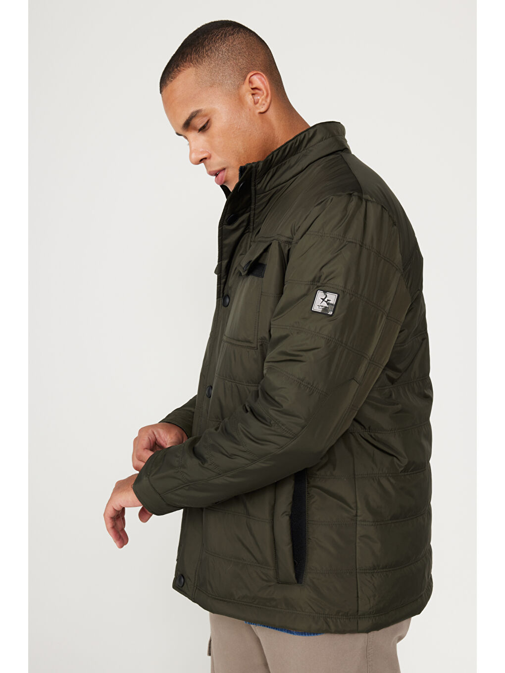 Erkek Haki Standart Fit Normal Kesim Dik Yaka Mont-4