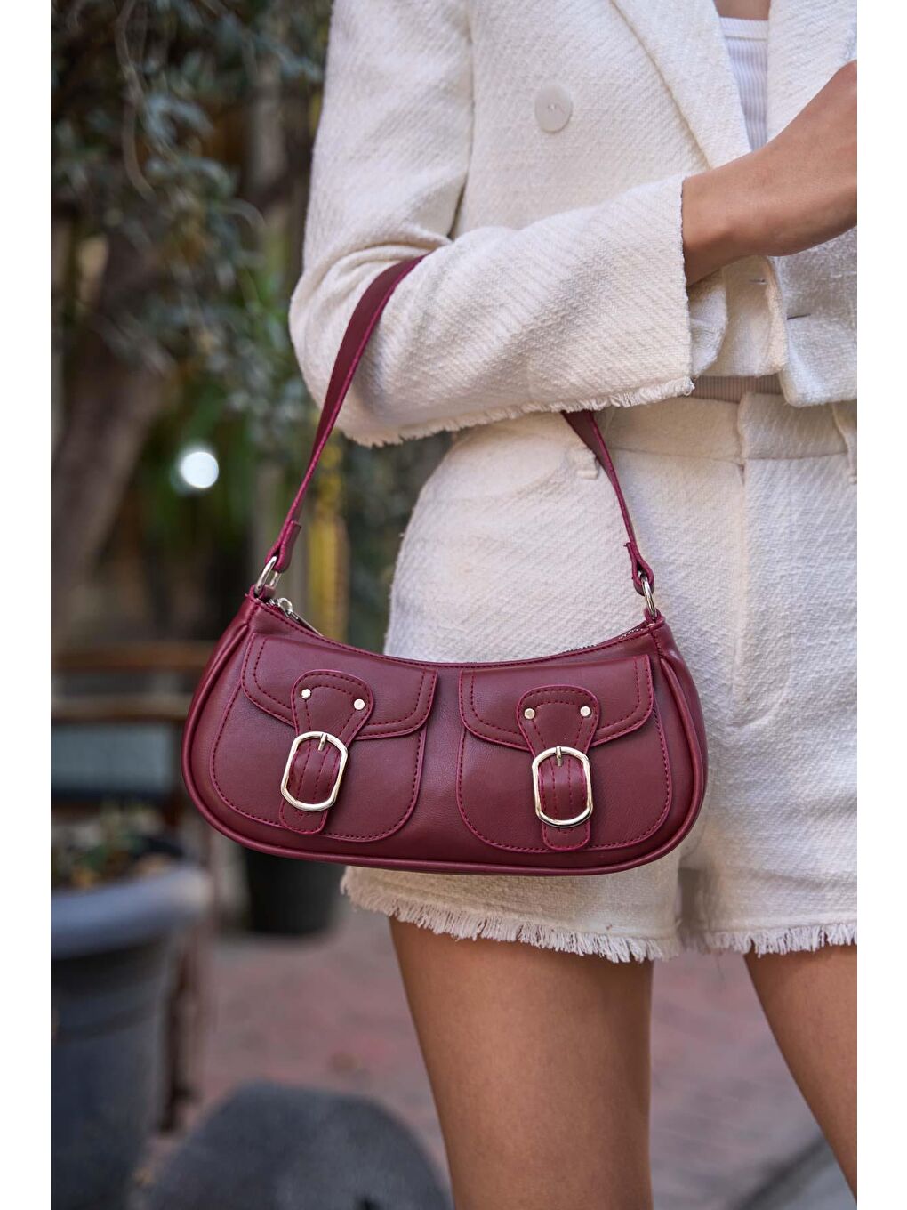 Çift Cepli Kemer Tokalı Omuz Çantası Bordo