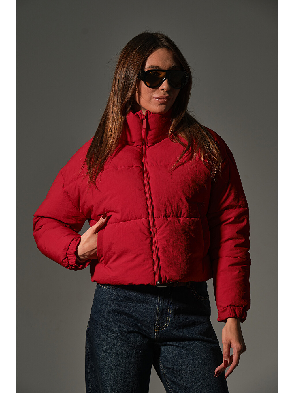 Kırmızı Su itici kumaş, fermuarlı elyaf dolgu şişme crop kısa kadın mont @Aspen-5