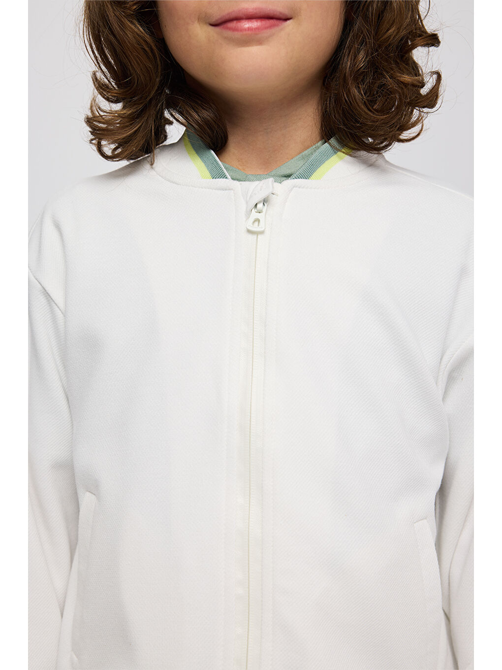 Erkek Çocuk Yakası Ribanalı Cepli Fermuarlı Ekru Sweatshirt-3