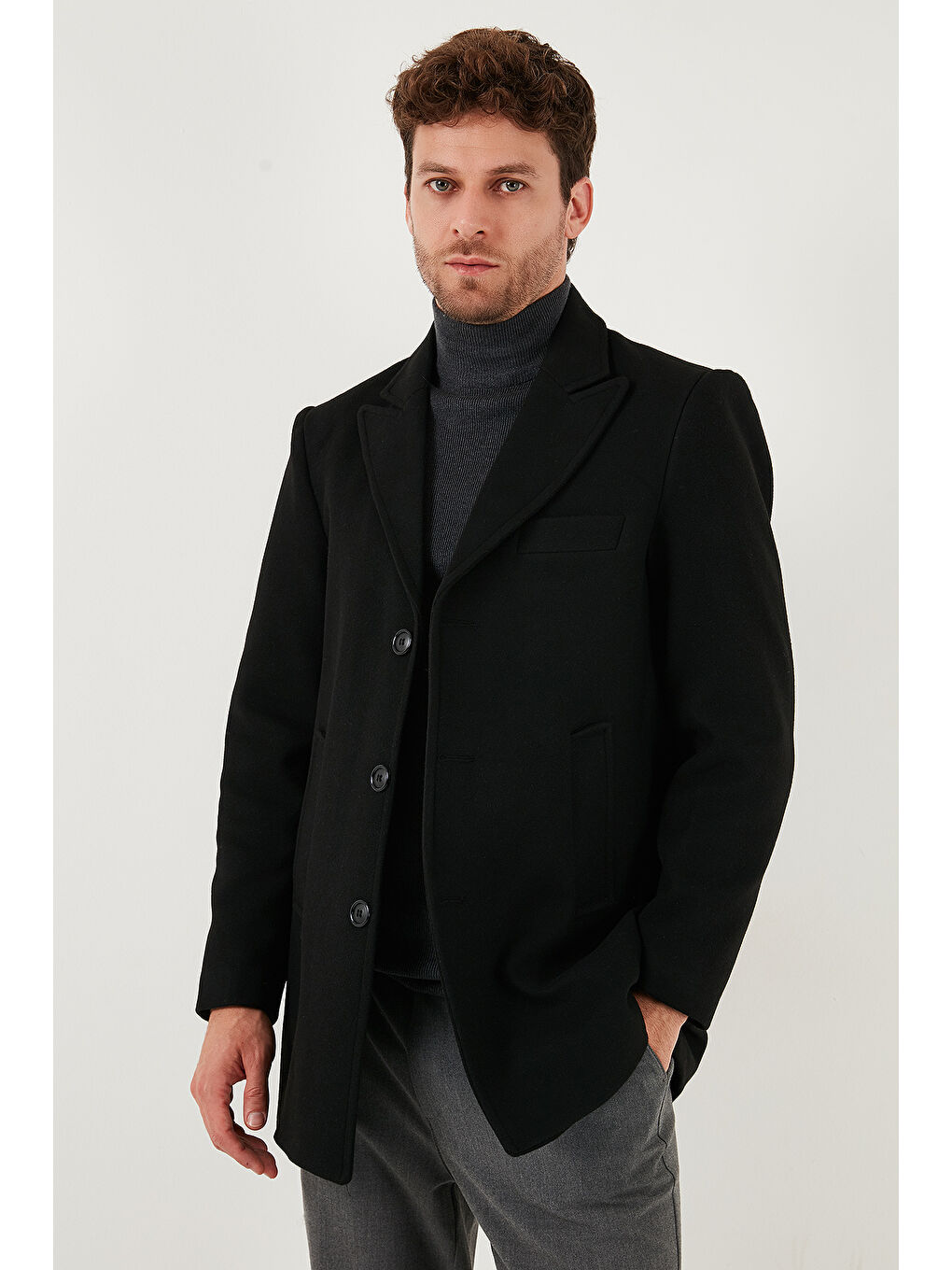 Siyah Slim Fit Apaş Yaka Astarlı Kaşe Kaban 584K1217