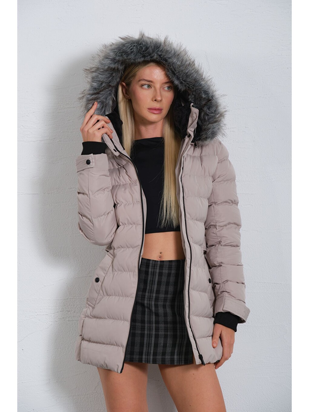 Bej Çıkabilir Suni Kürklü Kapüşon, Su İticili Kumaş, Kadın Anorak Mikro Mont Kaban @jasmin-1