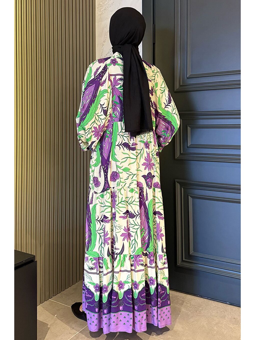 Mor Kadın Ön Düğme Detaylı Desenli Tesettür Elbise-3