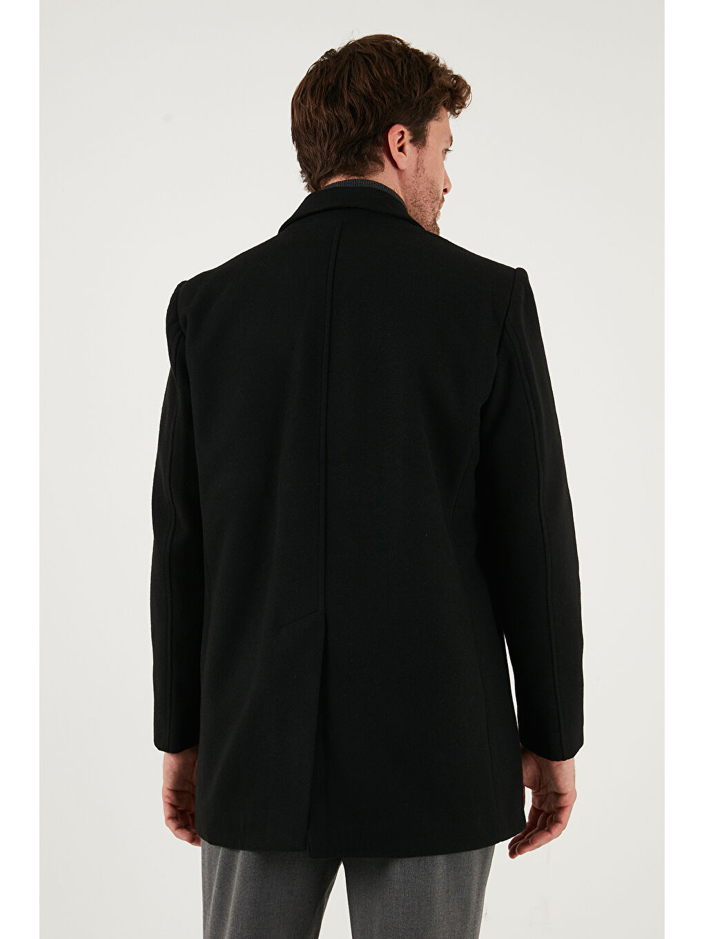 Siyah Slim Fit Apaş Yaka Astarlı Kaşe Kaban 584K1217-6