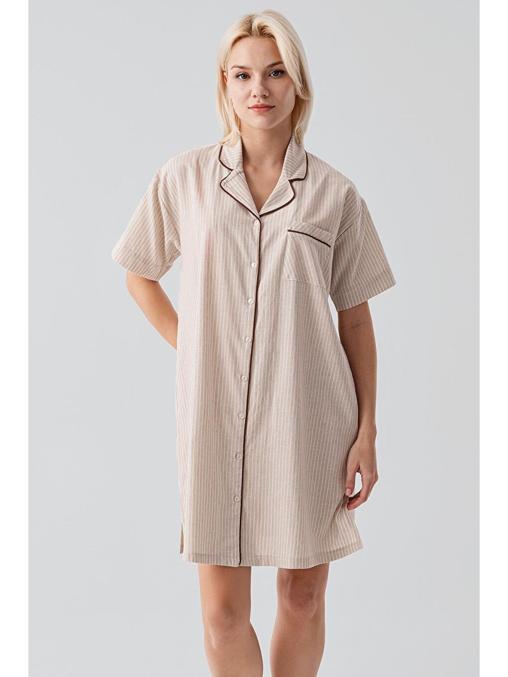 Bej Kısa Kollu Çizgili Düğmeli Dokuma %100 Pamuk Pamuk Gecelik 19108-6