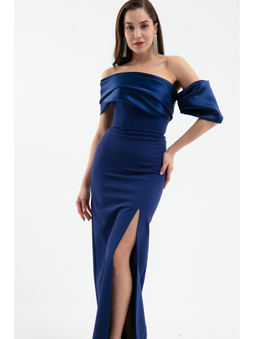 Kadın Lacivert Yaka Detaylı Yırtmaçlı Uzun Abiye Elbise-2