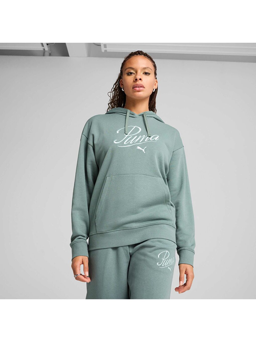 Yeşil ESS SCRIPT Comfort Kadın Kapüşonlu SWEATSHIRT-6
