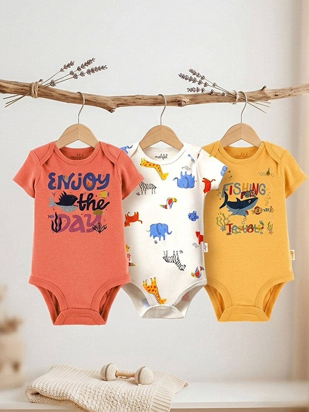 Gri 3'lü %100 Pamuklu Organik Baskılı Kısa Kollu Çıtçıtlı Bebek Body Zıbın 135-118-1