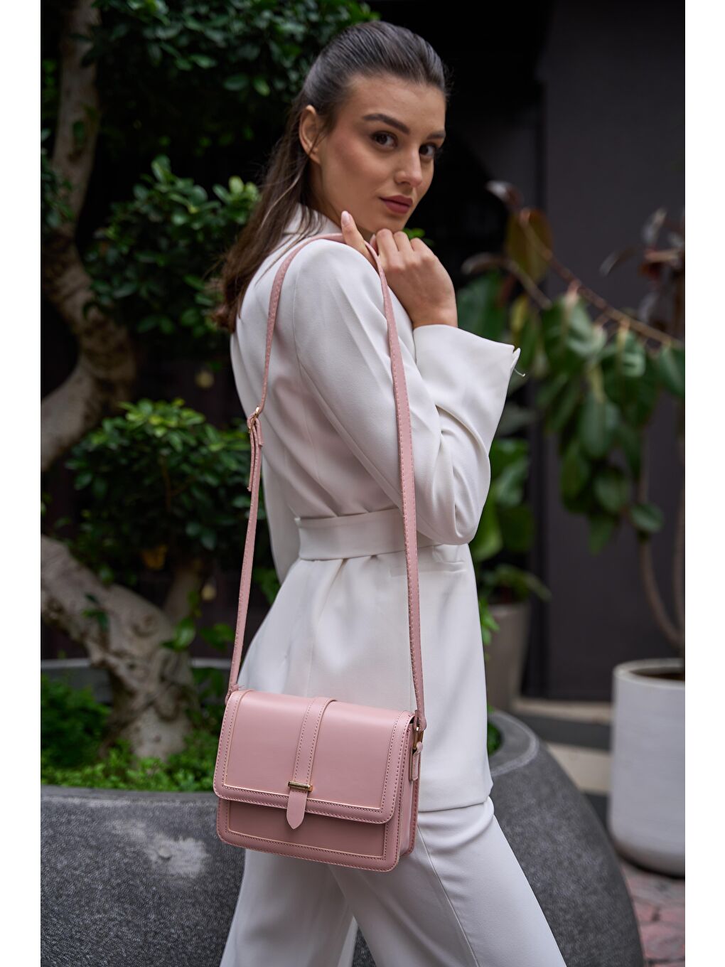 Pembe Perry Çapraz Kadın Çanta - Pudra-3