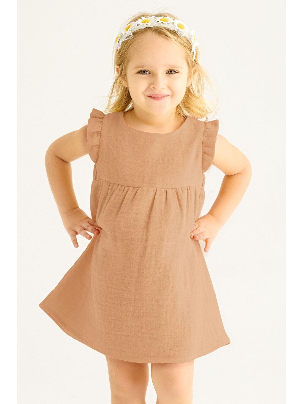 Kahverengi Bisiklet Yaka Omuzları Fırfırlı Açık Kahve Renk Kız Çocuk Elbise-2