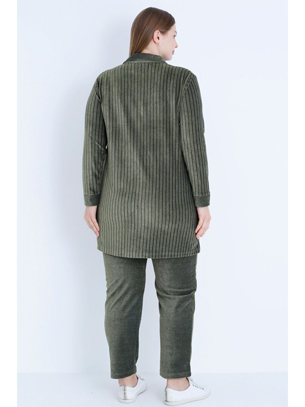 Haki Kadın Büyük Beden Çizgi Desenli Uzun Kollu Fermuarlı Cepli Pamuklu Kadife Alt Üst Takım-4