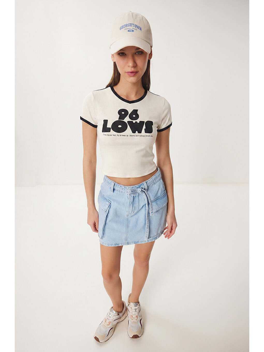 Beyaz Kontrast Baskılı Pamuklu T-shirt BEYAZ LACİVERT LUB0346