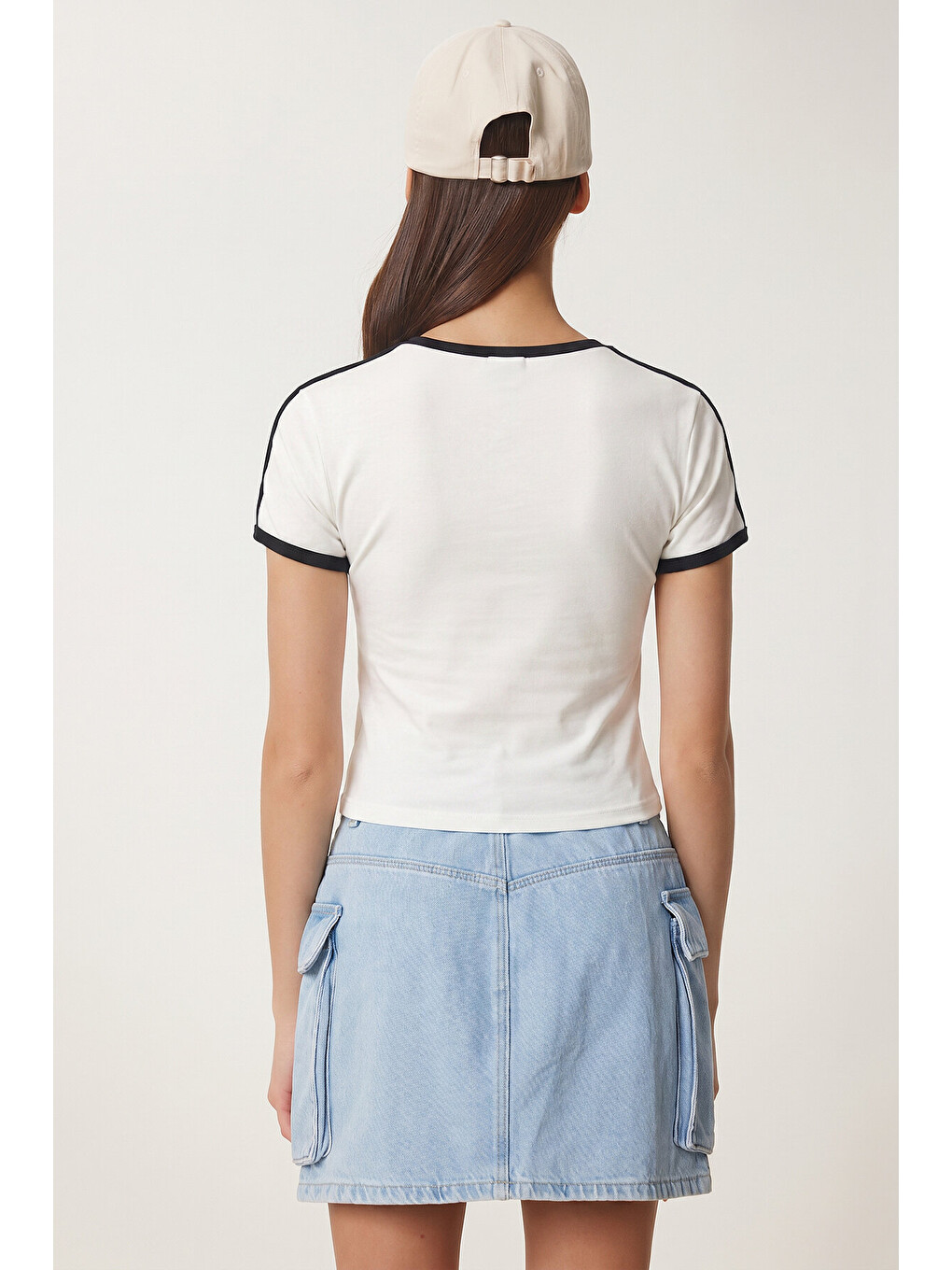 Beyaz Kontrast Baskılı Pamuklu T-shirt BEYAZ LACİVERT LUB0346-4