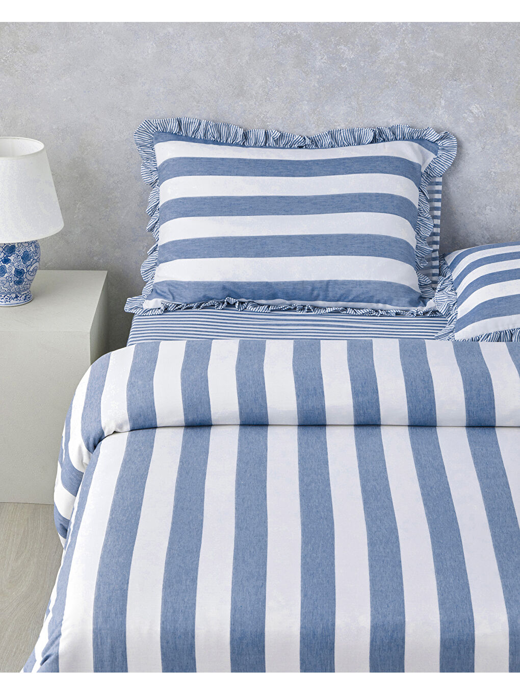 Calm Horizon İpliği Boyalı Çift Kişilik Nevresim Takımı 200x220 cm Mavi-2