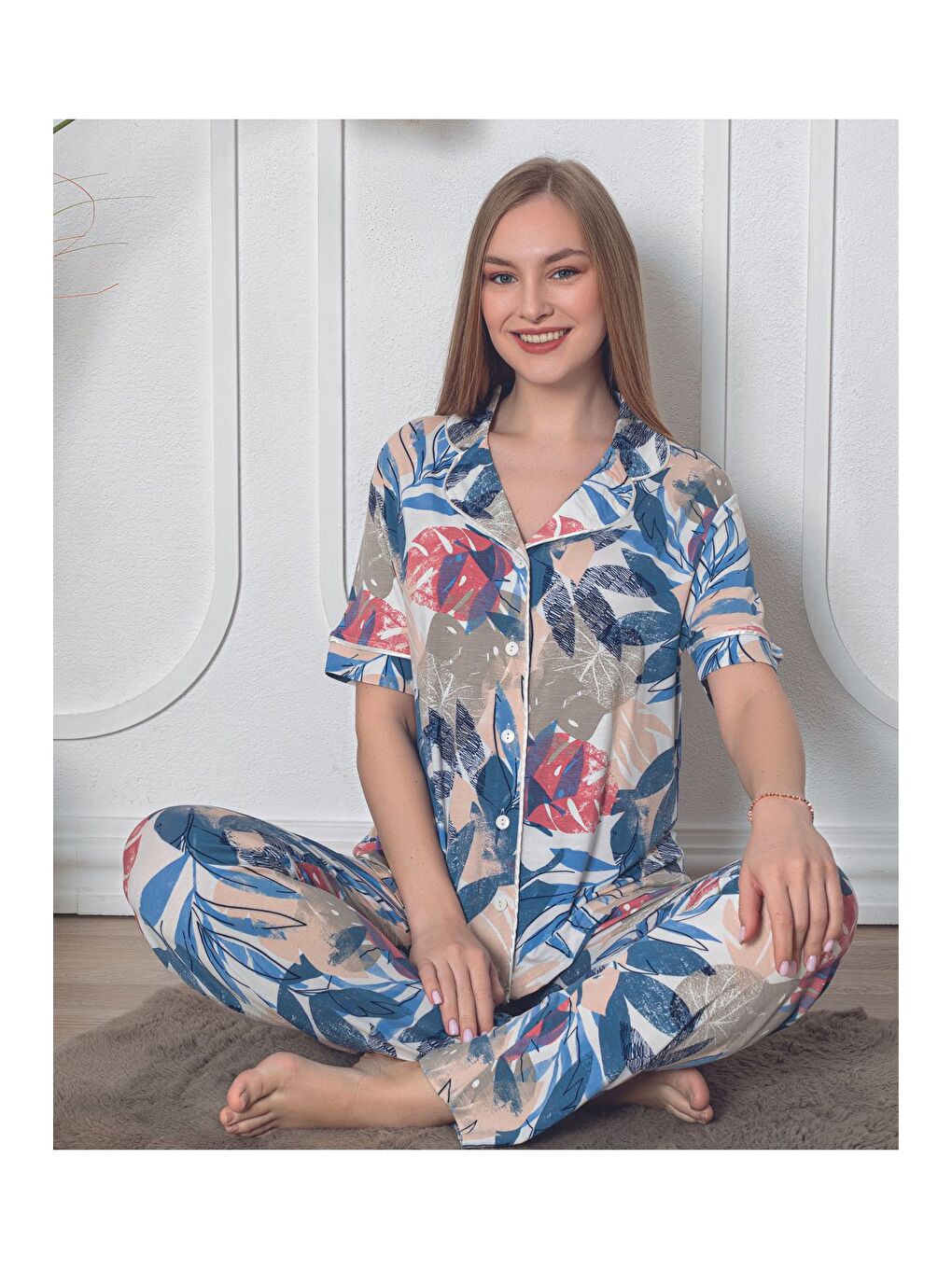 Karışık Kadın çiçek desenli düğmeli kısa kol örme pijama takımı