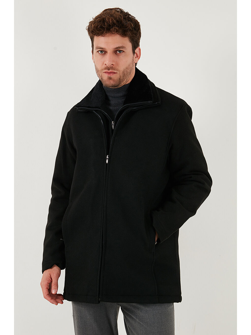 Siyah Slim Fit Çıkarılabilir Tüylü Yaka Detaylı Astarlı Kaşe Kaban 58400217-2