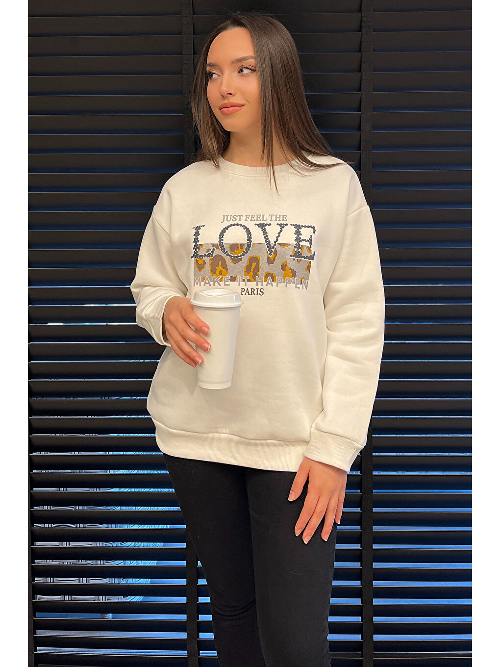 Ekru Kadın Bisiklet Yaka Üç İplik Şardonlu Sweatshirt