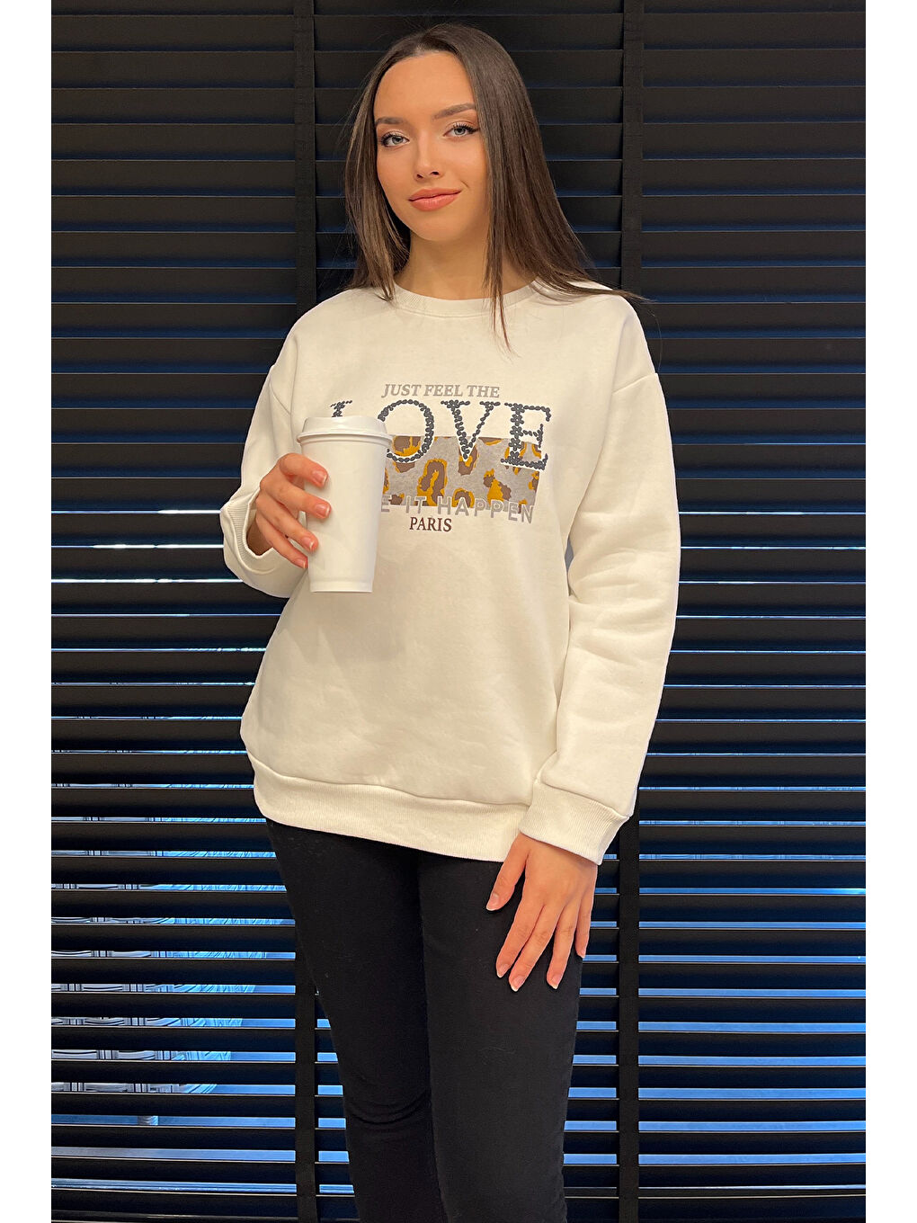 Ekru Kadın Bisiklet Yaka Üç İplik Şardonlu Sweatshirt-1