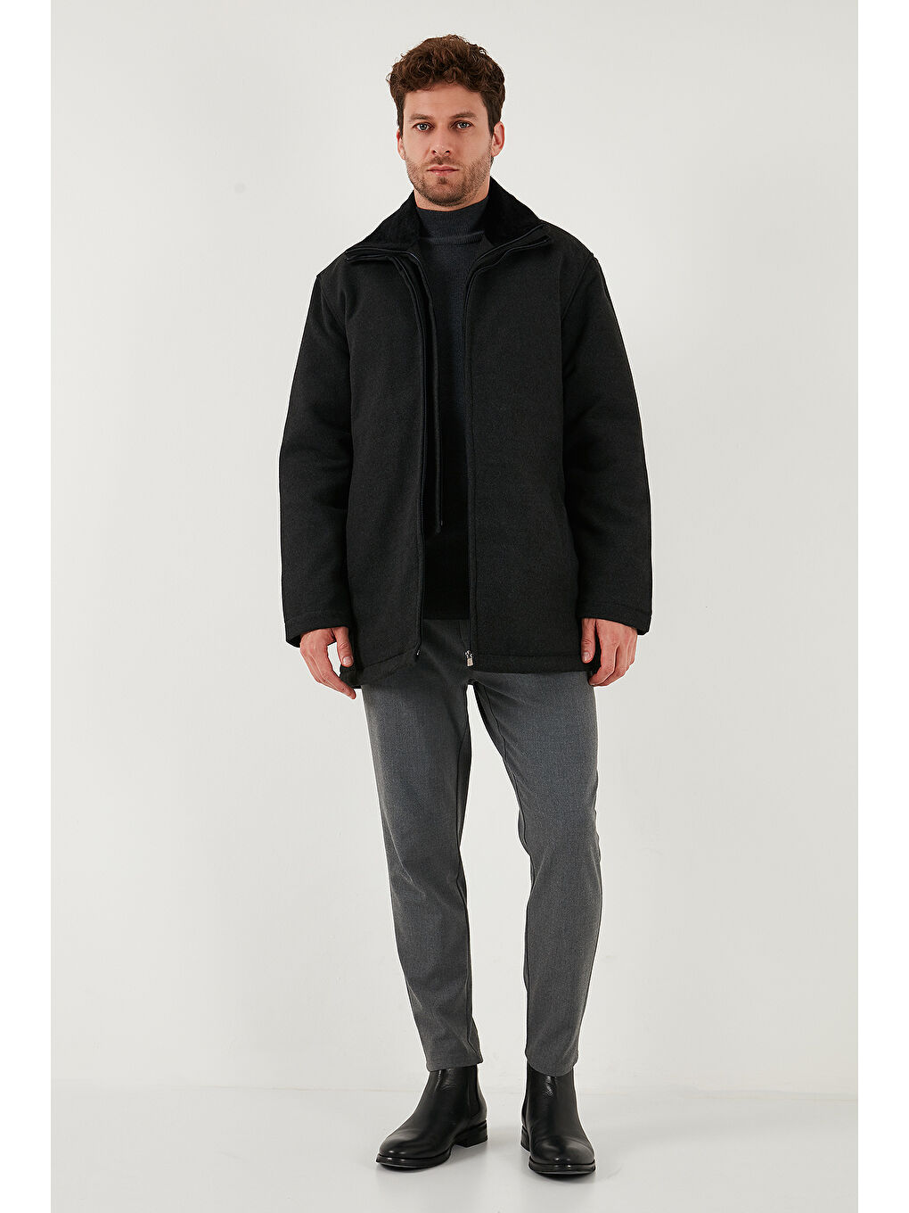 Gri Slim Fit Çıkarılabilir Tüylü Yaka Detaylı Astarlı Kaşe Kaban 58400217-1