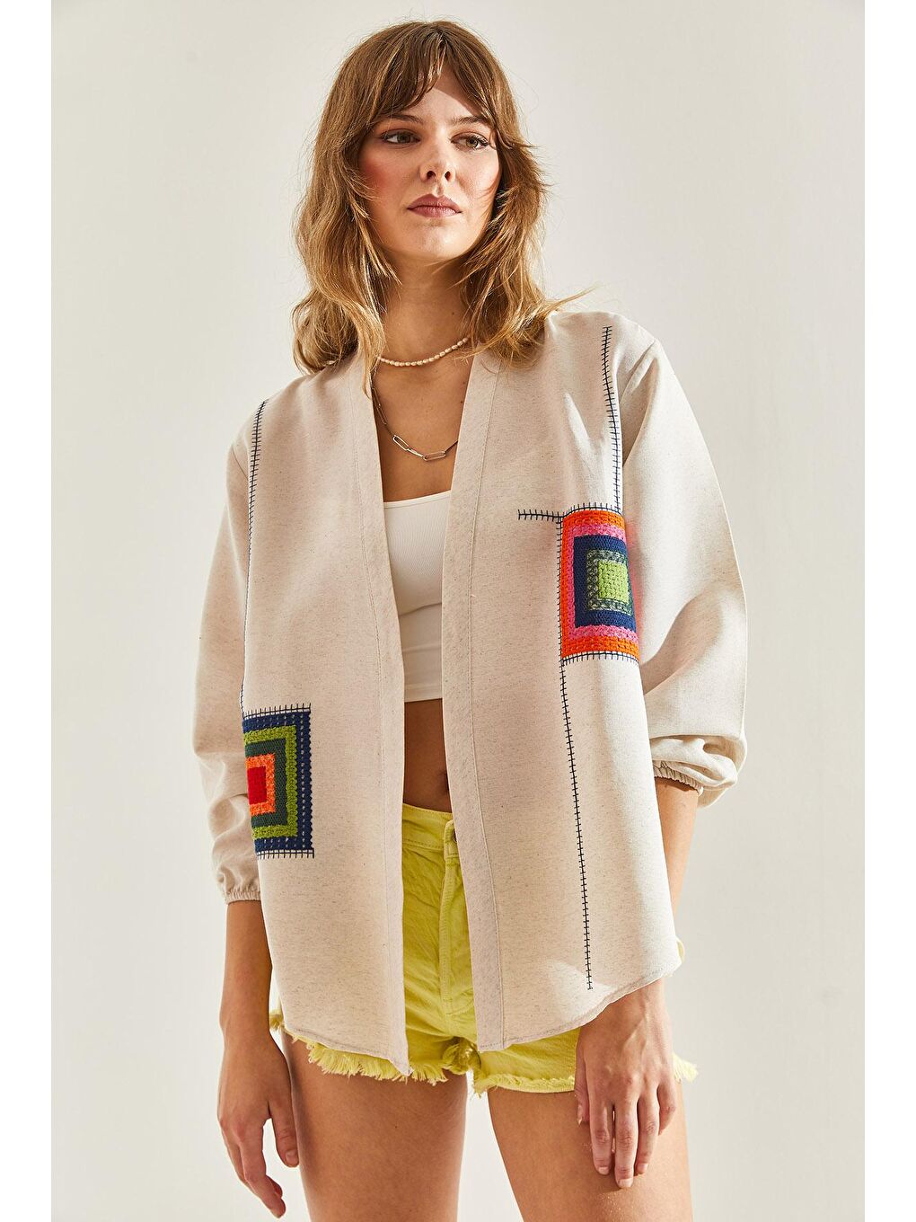 Bej Kadın Keten Nakış İşlemeli Kol Lastikli Oversize Kimono-1