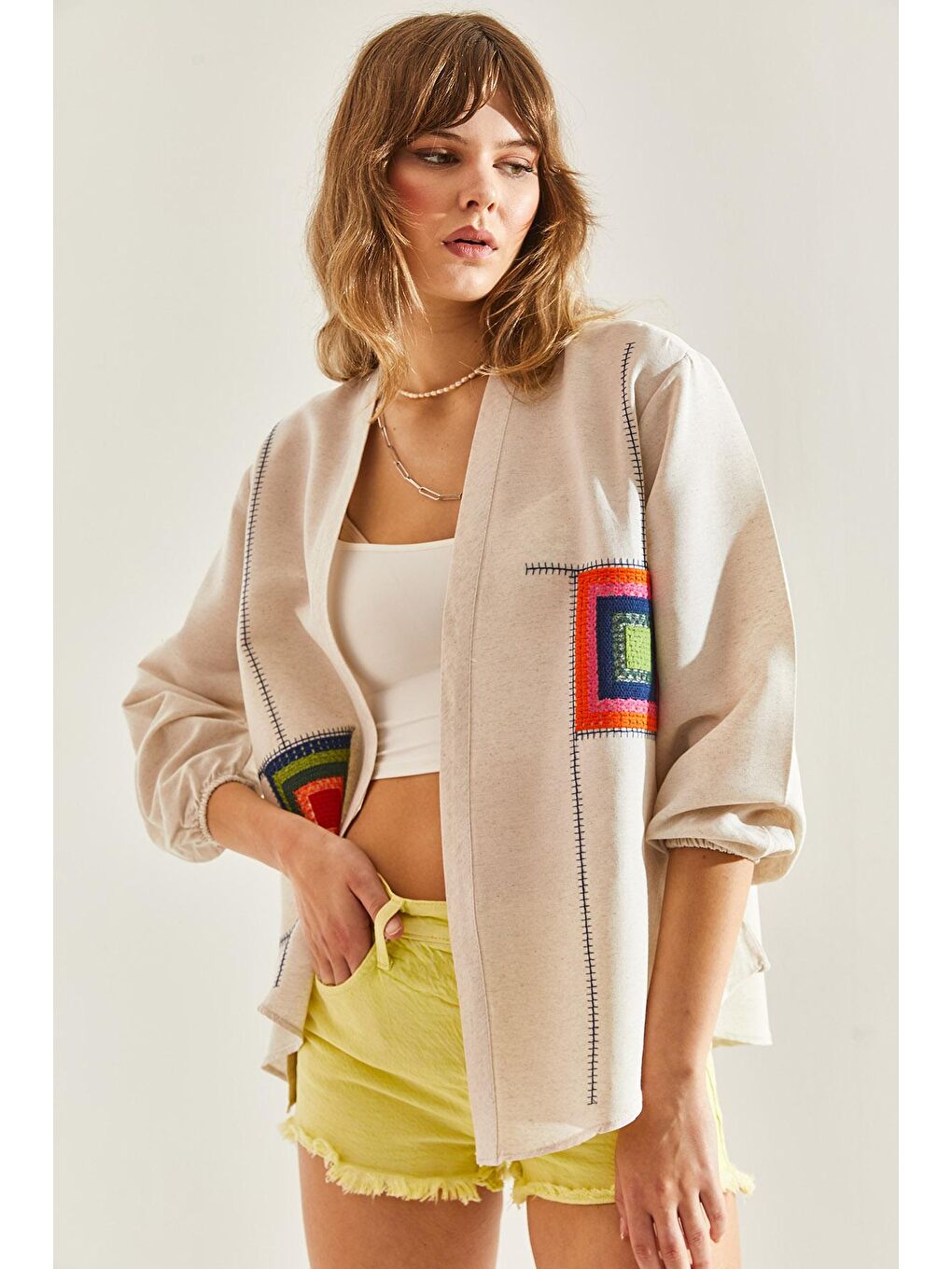 Bej Kadın Keten Nakış İşlemeli Kol Lastikli Oversize Kimono-3