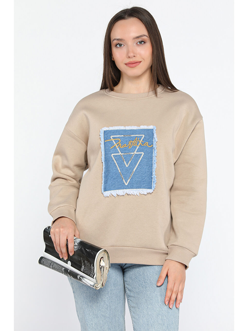 Bej Kadın Bisiklet Yaka Üç İplik Şardonlu Sweatshirt