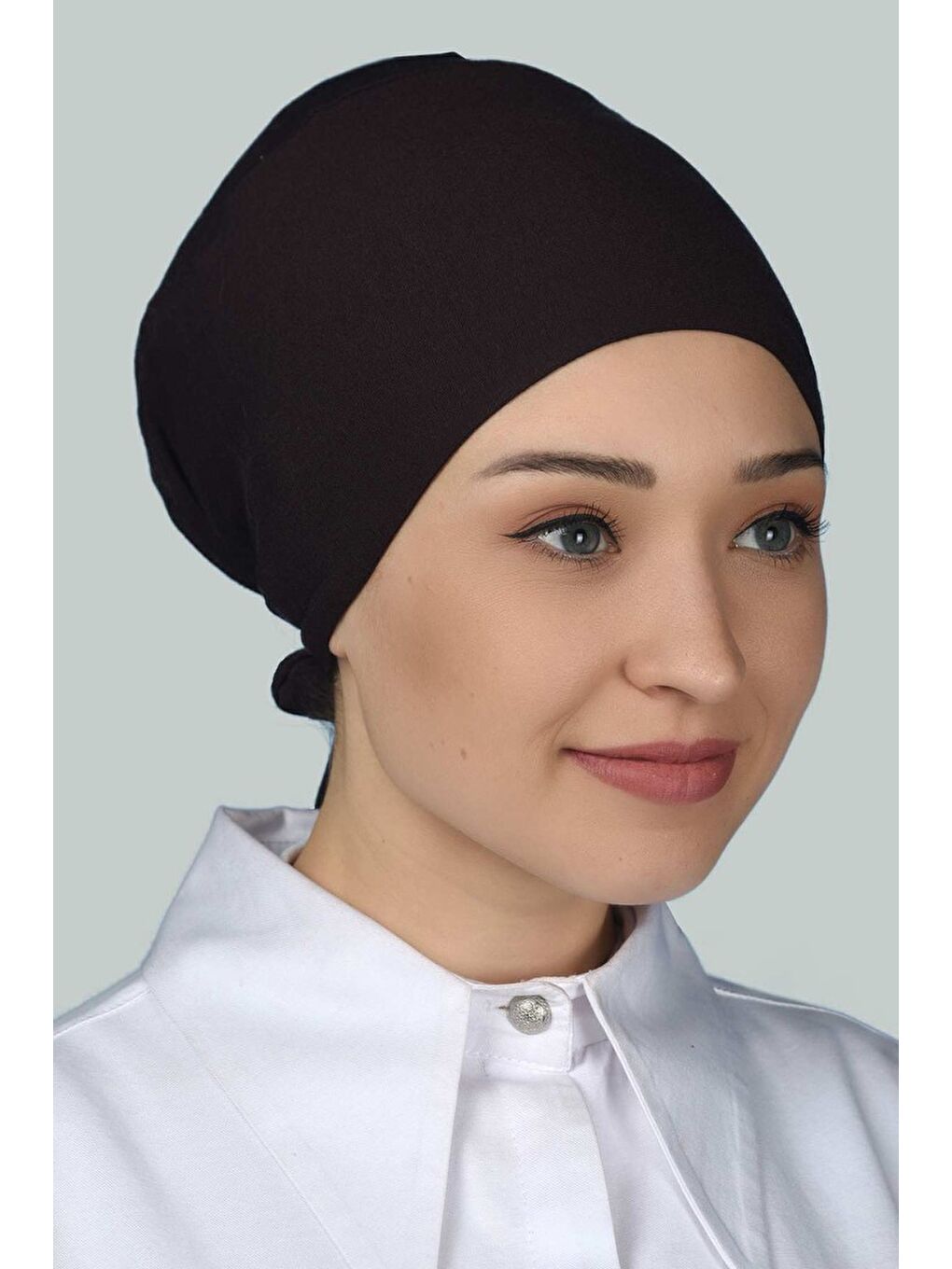 Kahverengi Kadın Pratik Dikişsiz Bağcıklı Kaymayan Tesettür Penye Bone